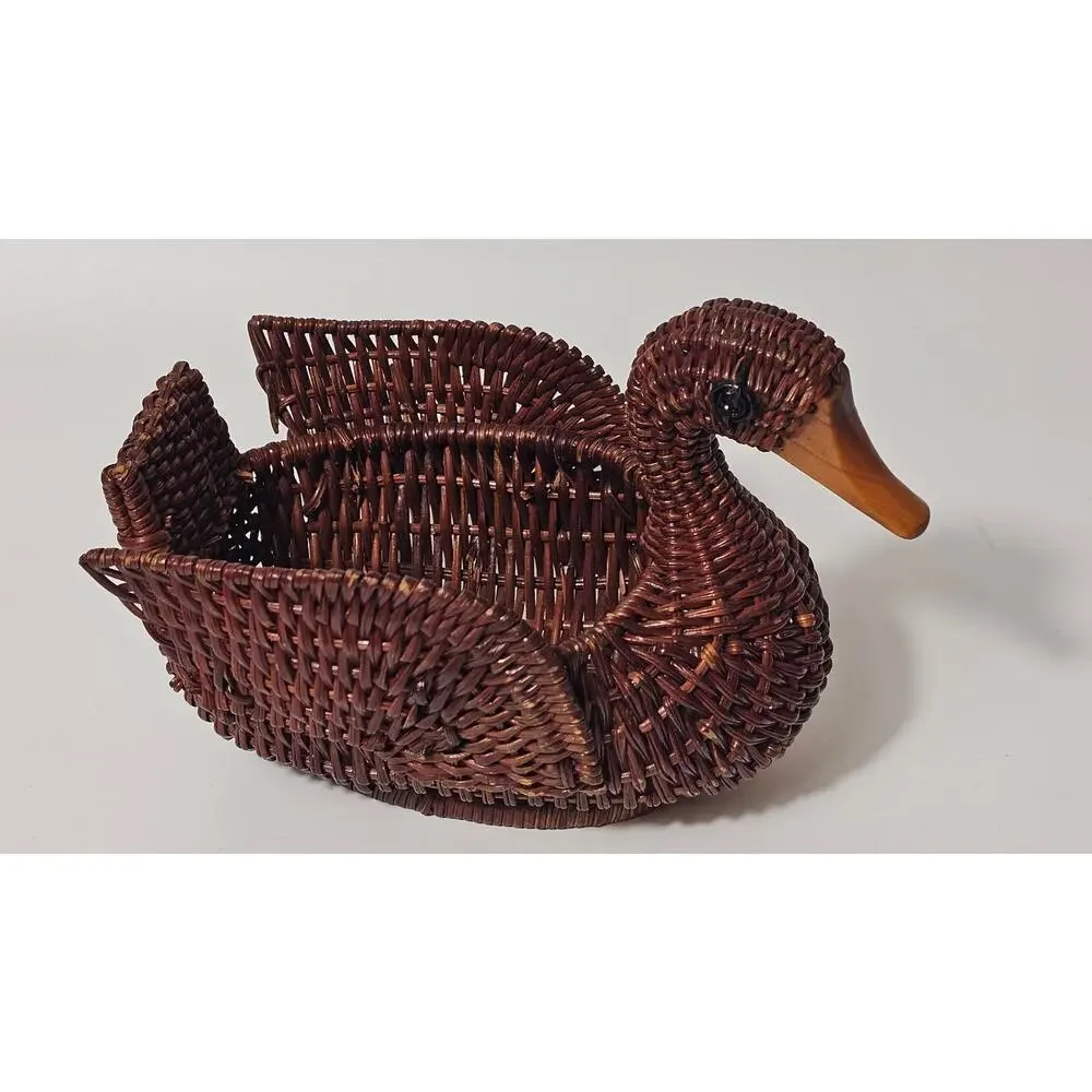 Vintage Woven Wicker Duck Basket | Wood Beak | 80s Farmhouse Cottagecore Decor